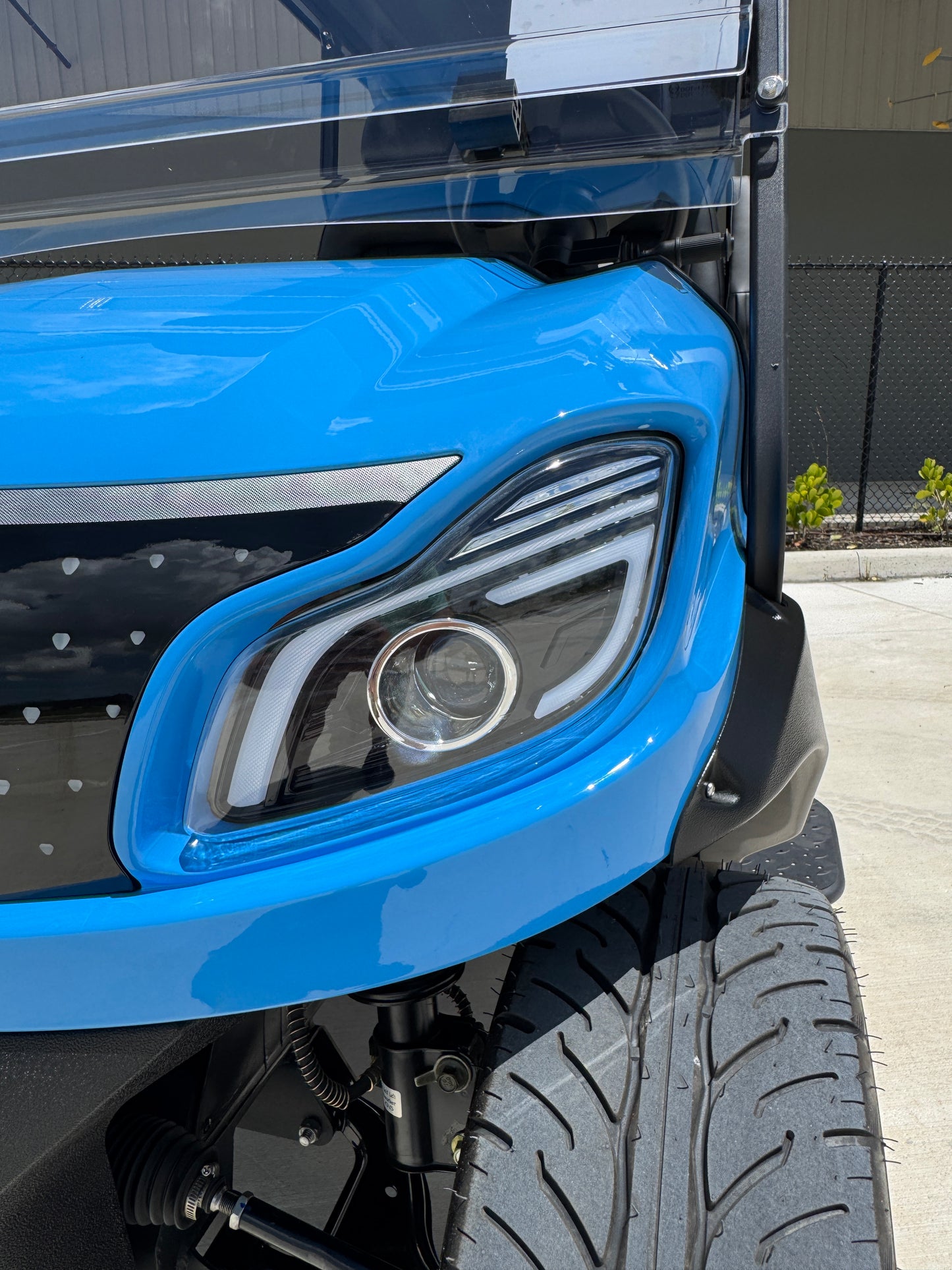 2025 Solana EV XA 4 Forward Golf Cart/LSV