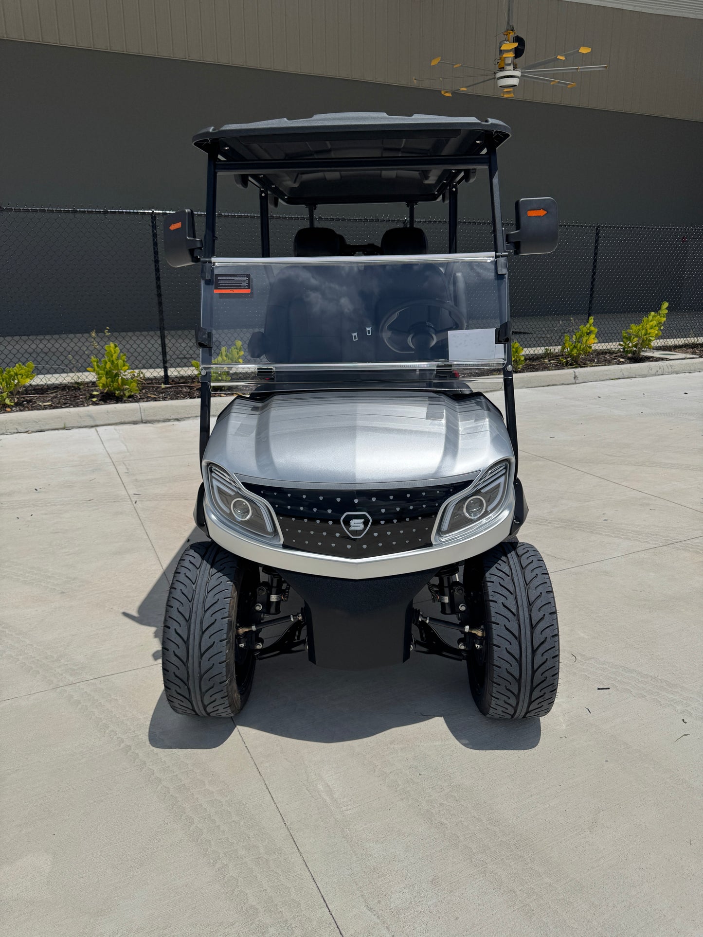 2025 Solana EV XA 4 Forward Golf Cart/LSV - Silver