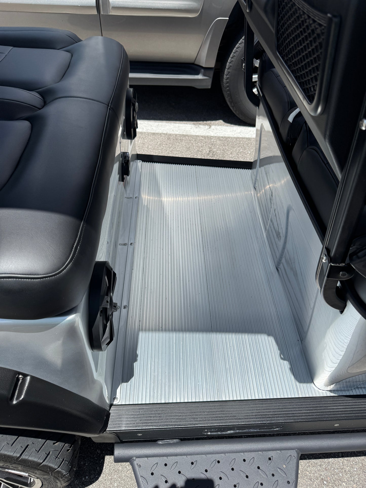 2025 Solana EV XA 4 Forward Golf Cart/LSV - Silver